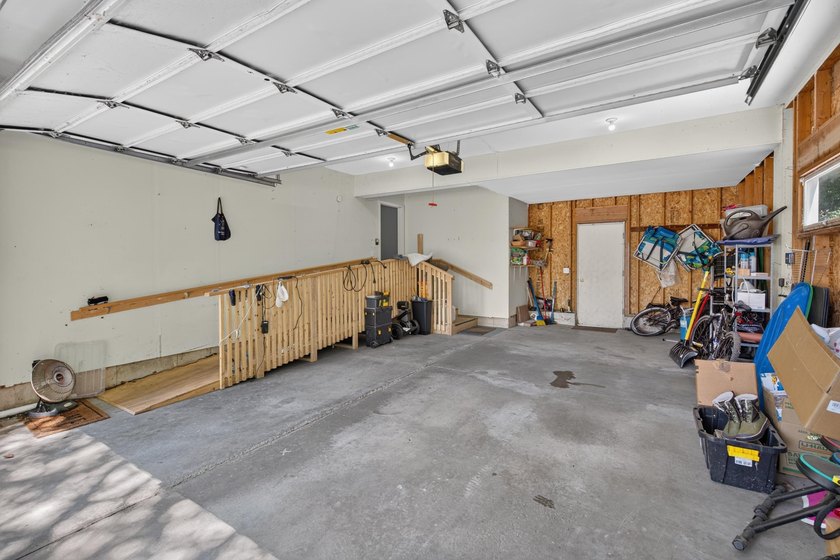 Treasure in the Heart of Monona! This beautifully maintained - photo 37