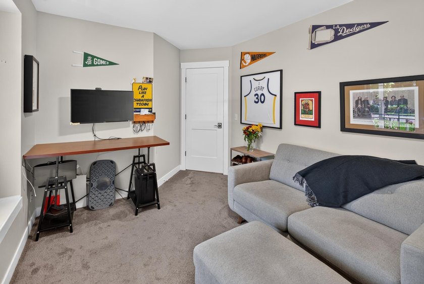 Treasure in the Heart of Monona! This beautifully maintained - photo 41