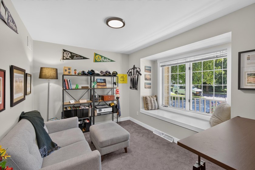 Treasure in the Heart of Monona! This beautifully maintained - photo 42