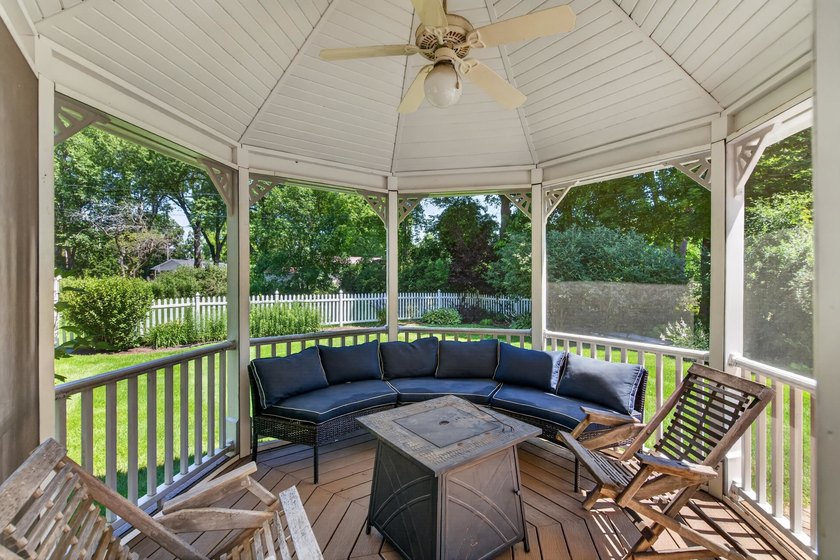 Treasure in the Heart of Monona! This beautifully maintained - photo 48