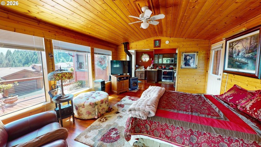 Spectacular Oceanview Retreat with Vacation Rental Income - photo 11