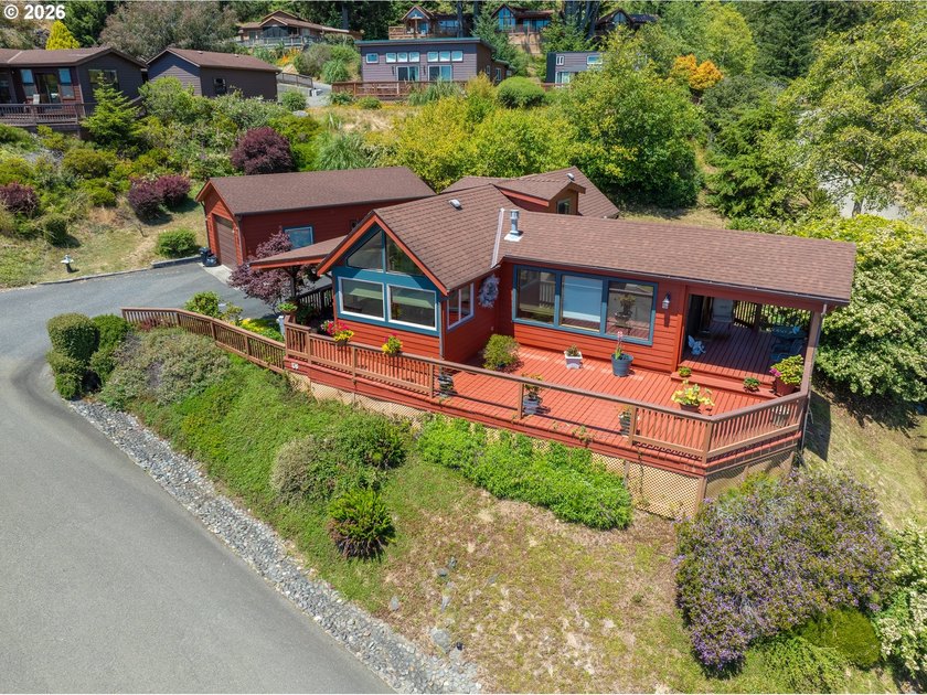 Spectacular Oceanview Retreat with Vacation Rental Income - photo 13