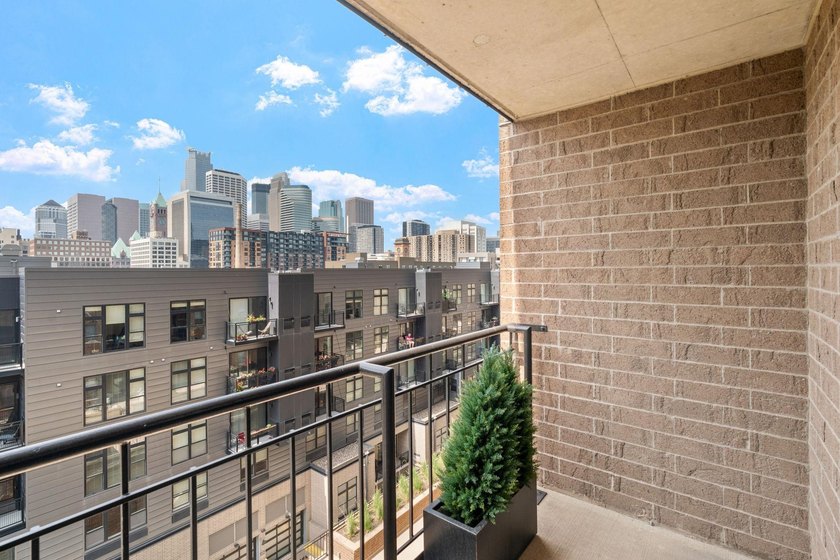 Welcome to your updated riverfront condo just steps to Mill - photo 20