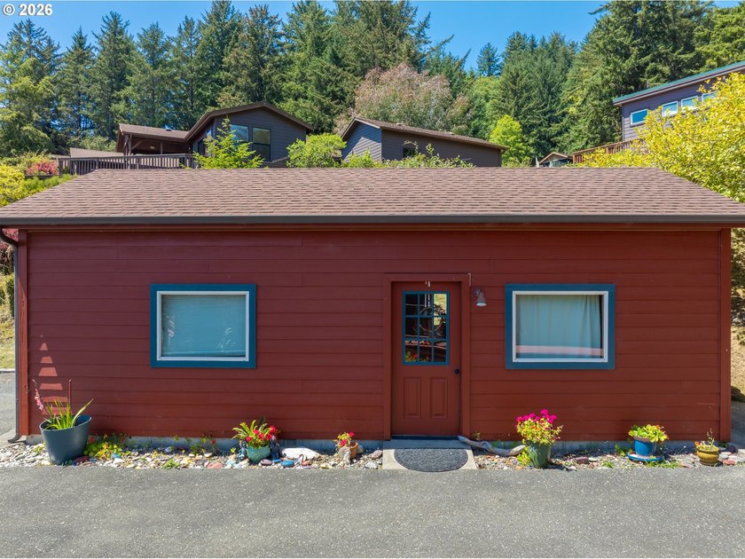 Spectacular Oceanview Retreat with Vacation Rental Income - photo 21