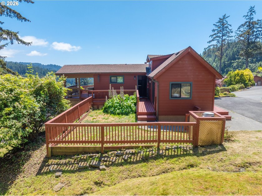 Spectacular Oceanview Retreat with Vacation Rental Income - photo 27