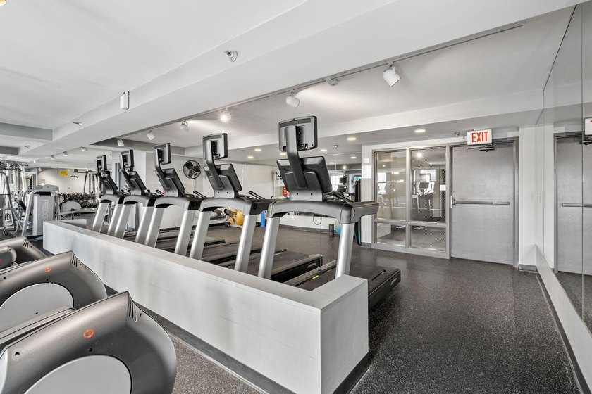 Welcome to your updated riverfront condo just steps to Mill - photo 31