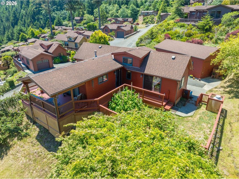 Spectacular Oceanview Retreat with Vacation Rental Income - photo 33