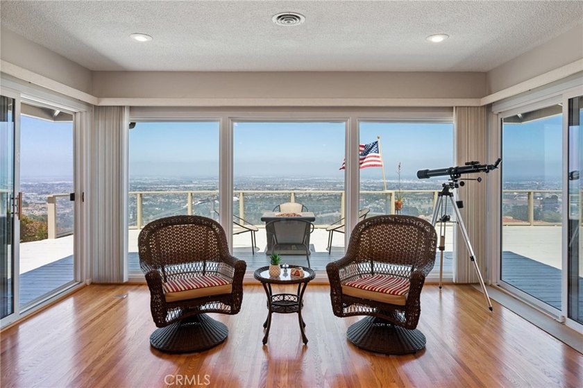 Perched atop a private hilltop with breathtaking 270-degree - photo 11
