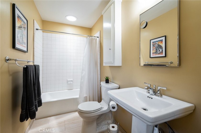 Perched atop a private hilltop with breathtaking 270-degree - photo 29