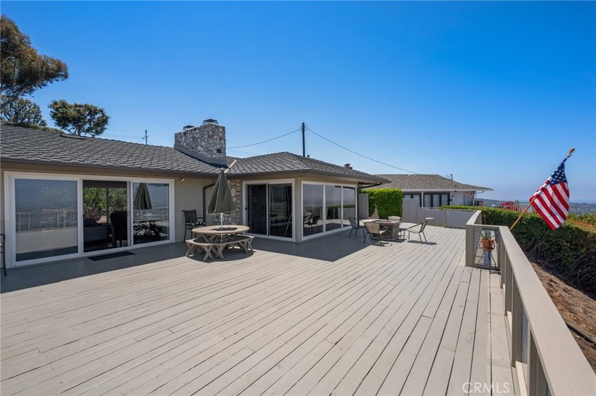 Perched atop a private hilltop with breathtaking 270-degree - photo 47