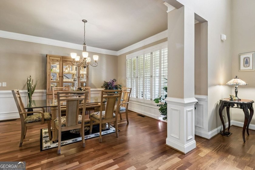Lovely 2 story home located on Hamilton Mill's largest lot (1.61 - photo 10