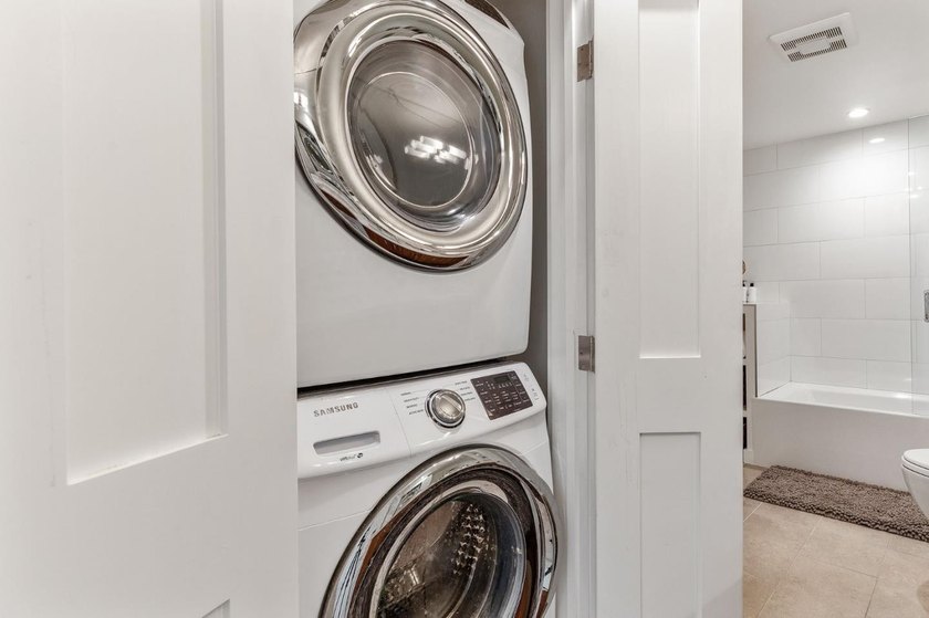 Welcome to 431A Capp Street, a spacious Mission District - photo 16
