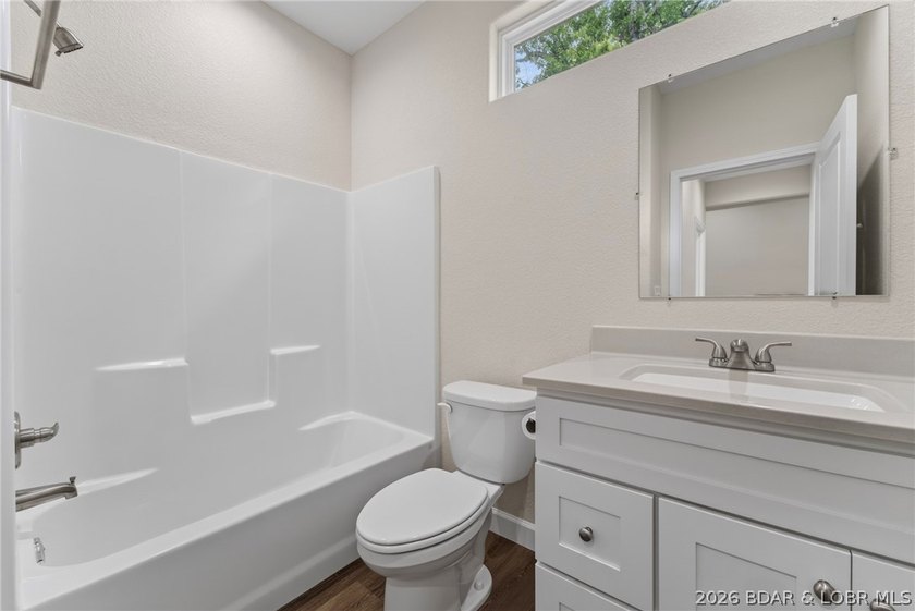 Beautiful new construction tucked away in a quiet cul-de-sac in - photo 21