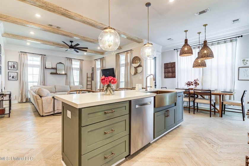 This home was the 2020 St Jude home built by Elliott Homes - photo 10