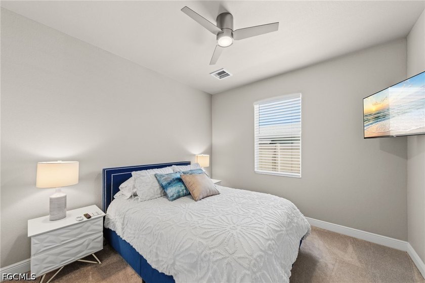 This Turnkey Pool home is move in ready with tons of upgrades - photo 22