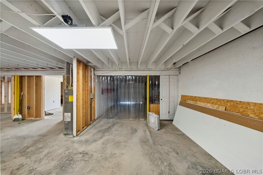 Exceptional commercial opportunity with outstanding visibility - photo 31