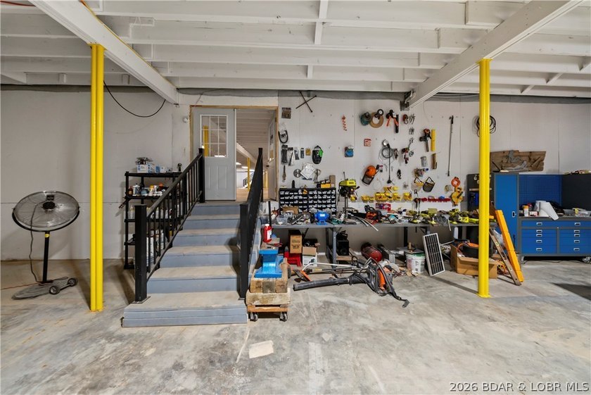 Exceptional commercial opportunity with outstanding visibility - photo 32