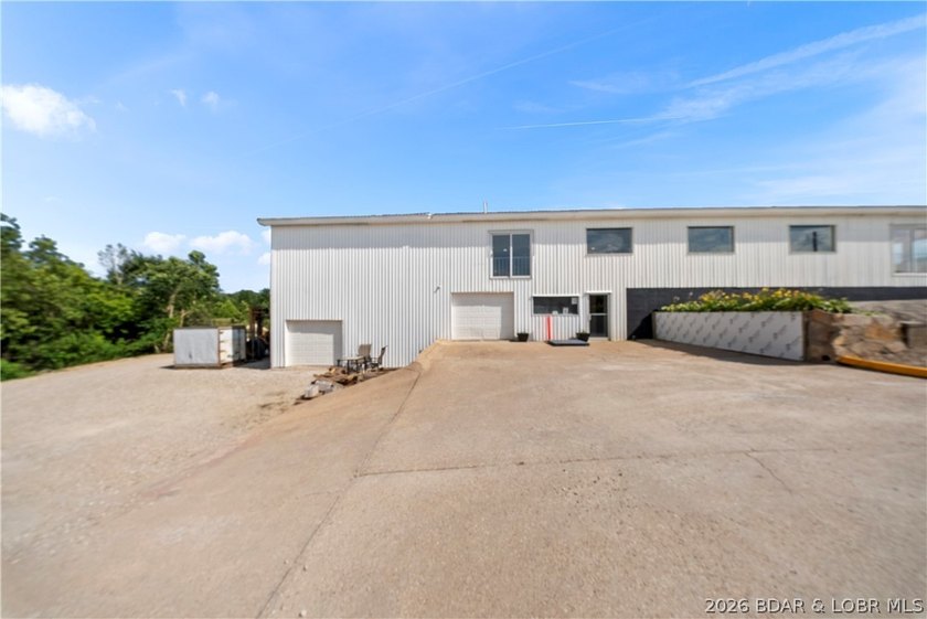 Exceptional commercial opportunity with outstanding visibility - photo 45