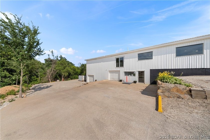 Exceptional commercial opportunity with outstanding visibility - photo 46