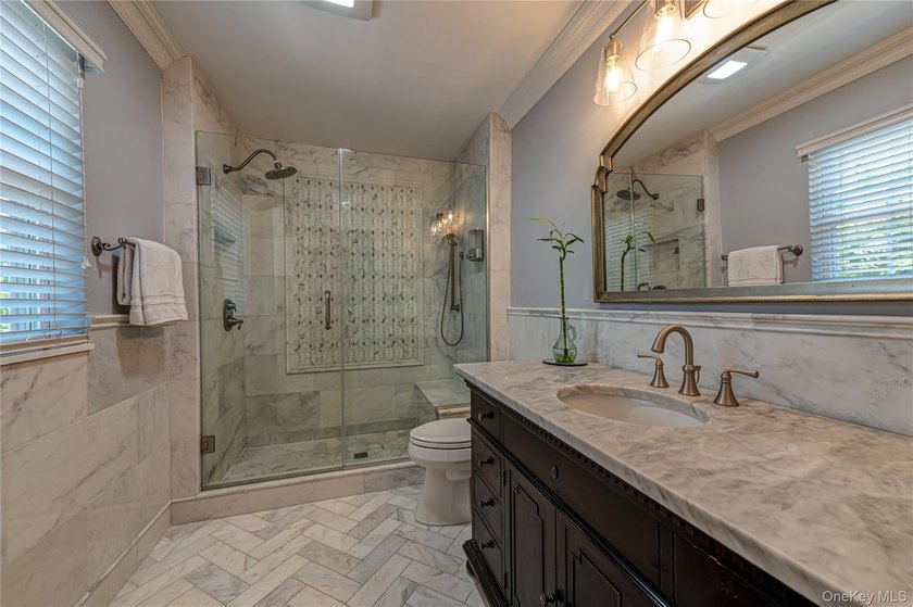 Amazing Huntington Village home perfect for large or extended - photo 13