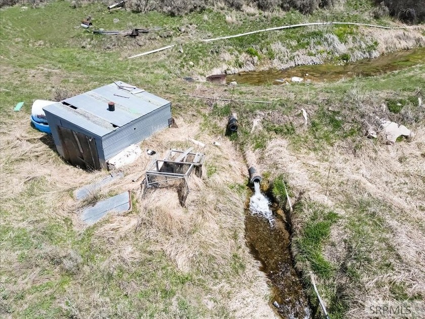 This property is currently under contract: The seller is seeking - photo 5