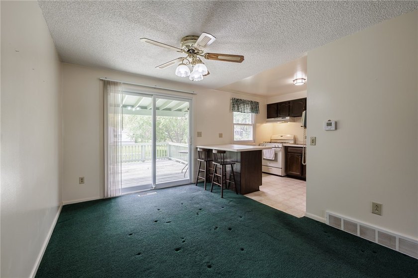 WANT A RURAL &amp; PEACEFUL SETTING? HERES YOUR CHANCE! LOCATED IN - photo 6