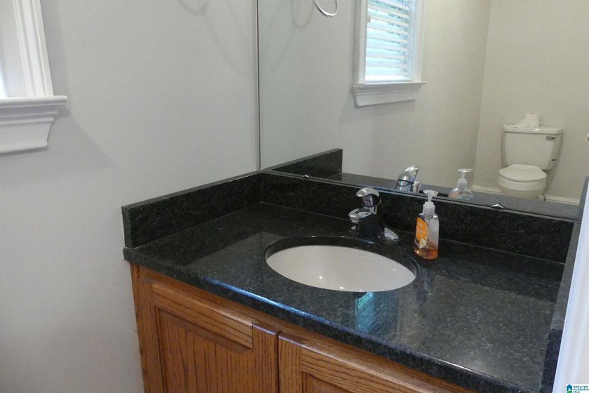 This is a spacious home with 13.55 acres with unlimited rental - photo 15