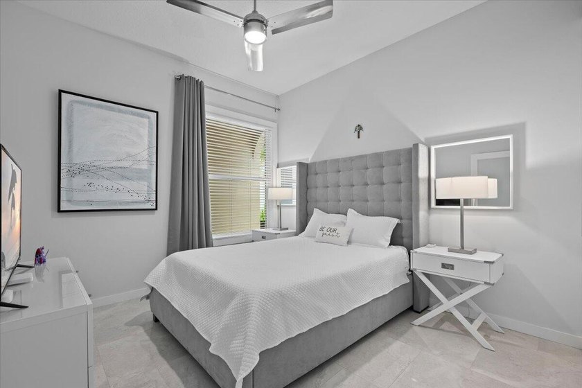 Beautifully reimagined home in the Hamptons of Jupiter - photo 17