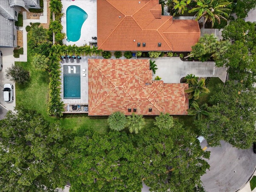 Beautifully reimagined home in the Hamptons of Jupiter - photo 27