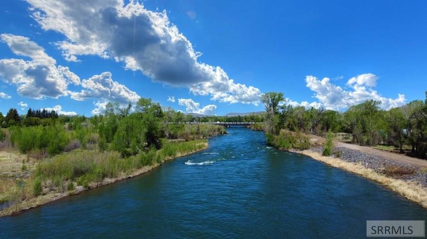 Own a premier Idaho legacy property with this rare 88-acre - photo 3