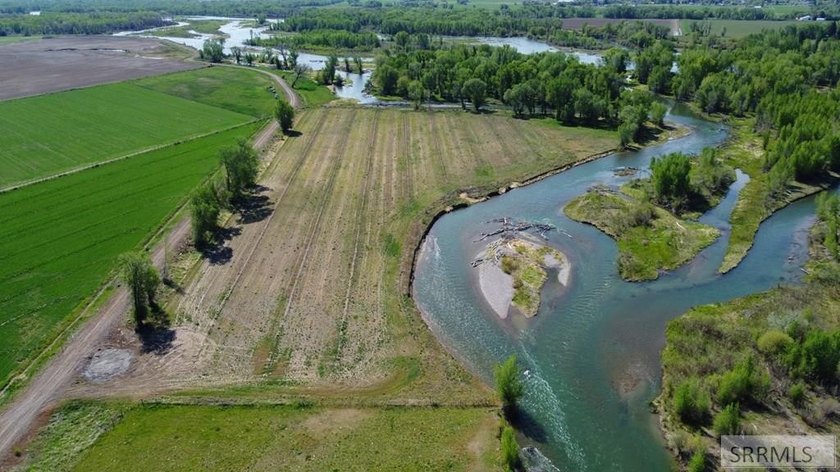 Own a premier Idaho legacy property with this rare 88-acre - photo 4