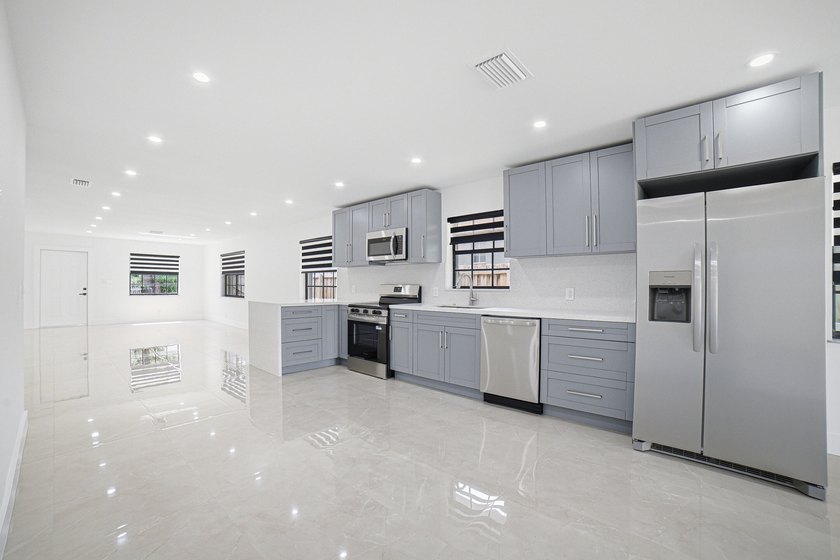 Be the first to live in this completely renovated 2026 - photo 11