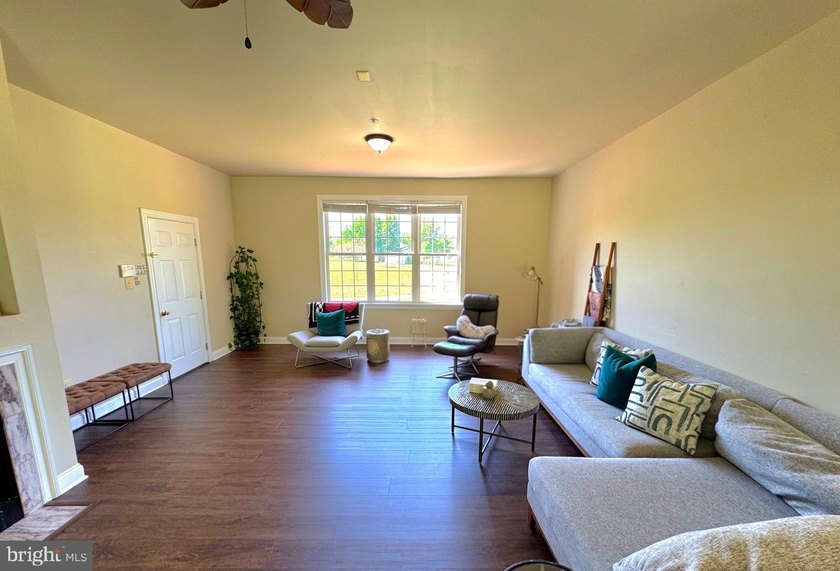 Imagine owning more than 10 private acres just minutes from - photo 33