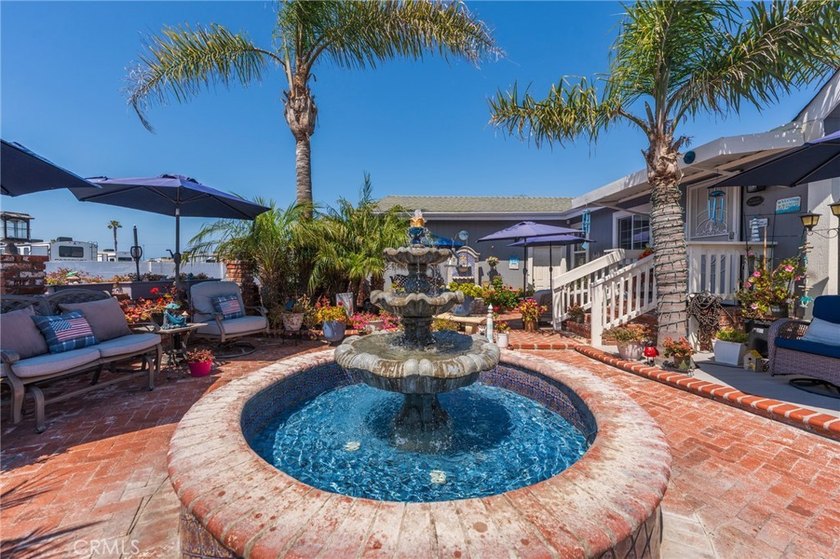 Experience effortless coastal living in this beautifully - photo 6