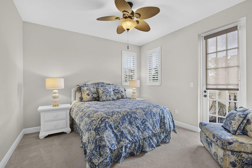 Nestled in the highly desirable Jupiter Country Club, this - photo 39