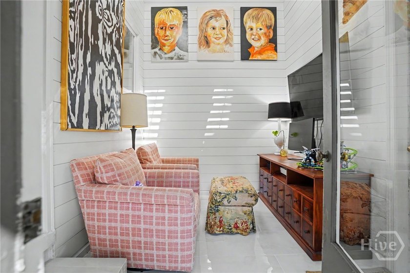 Welcome to 2 Mackay Lane, a designer's island retreat where a - photo 14