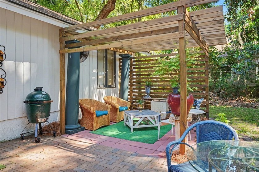Welcome to 2 Mackay Lane, a designer's island retreat where a - photo 22