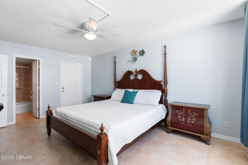 Experience the ultimate beachfront lifestyle in this stunning - photo 24