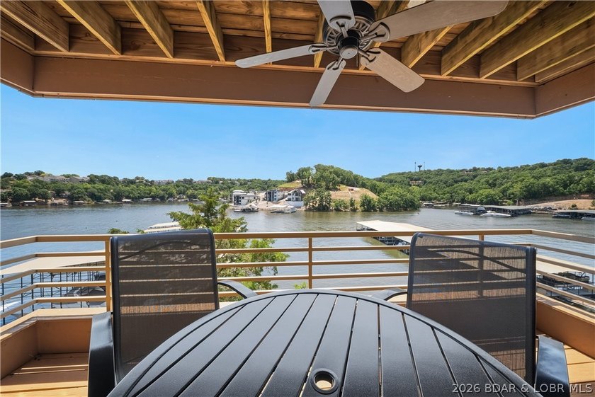 Lake life doesn't get much easier than this. Located at the 3MM - photo 32