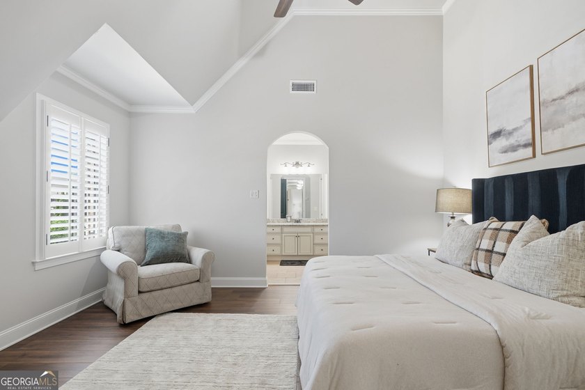 Welcome to one of the most exceptional luxury homes in - photo 38