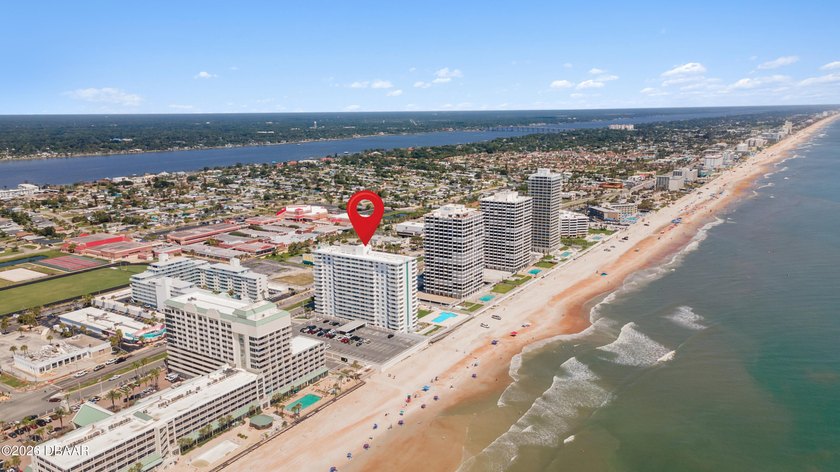 Experience the ultimate beachfront lifestyle in this stunning - photo 40