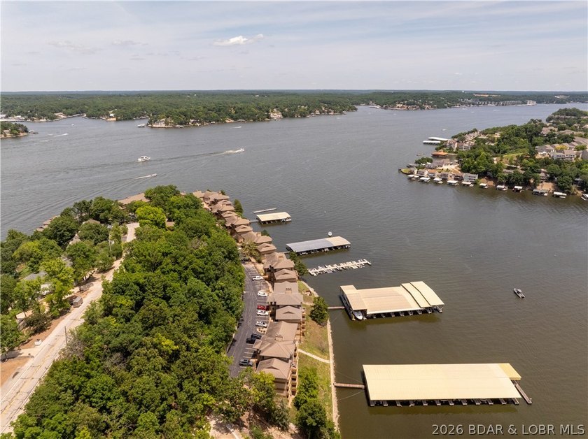 Lake life doesn't get much easier than this. Located at the 3MM - photo 46