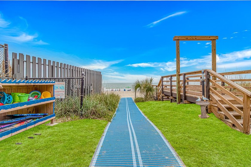 A Rare Coastal Gem in a Premier 33-Acre Oceanfront Resort - photo 32