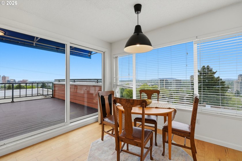 Enjoy elevated Portland living from this light-filled Abitare - photo 5