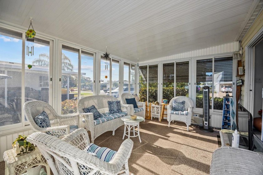 Say hello to seasonal or full time living in this furnished 2 - photo 25