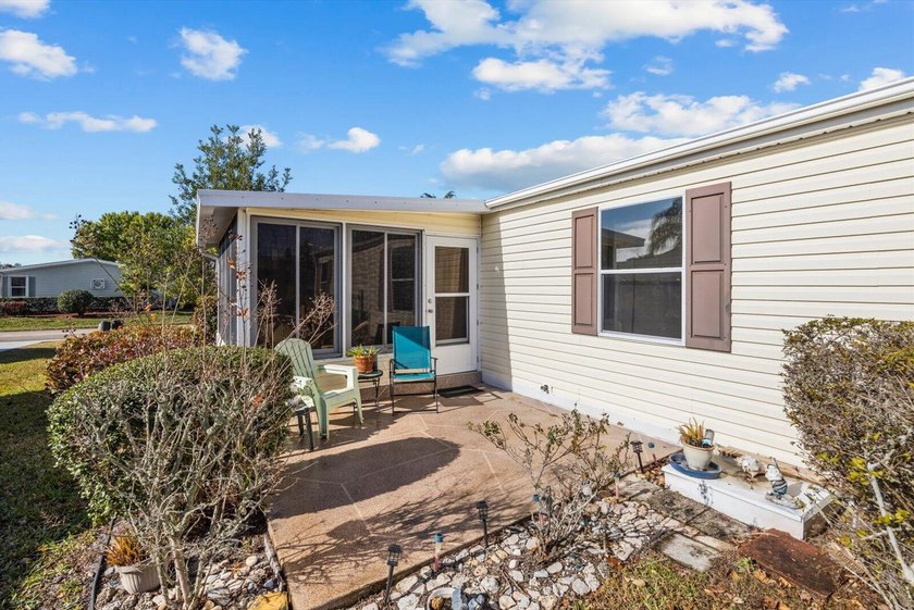 Say hello to seasonal or full time living in this furnished 2 - photo 26