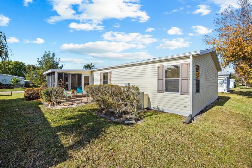 Say hello to seasonal or full time living in this furnished 2 - photo 27