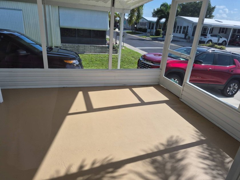 WELCOME TO YOUR NEW LOVELY HOME IN HORIZON VILLAGE. THIS HOME IS - photo 3