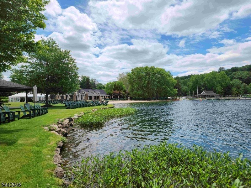 ** Great property location at Corner Lot from Cul-De-Sac and - photo 19