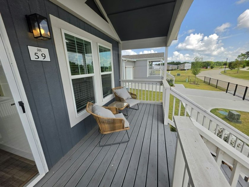 Model Home Closeout - Act Fast! Limited Inventory. Unbeatable - photo 4
